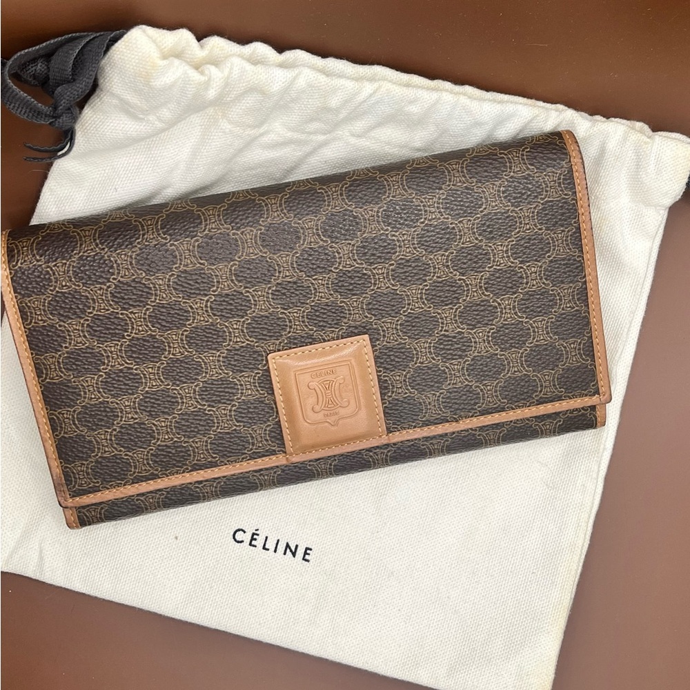 CELINE Macadam Brown and Tan Monogram Wallet w/Dust bag🤎